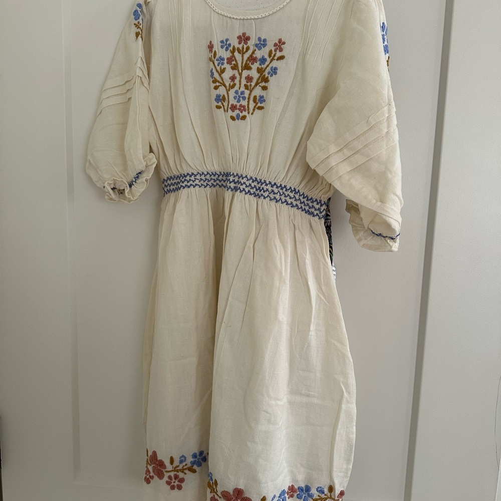 Girls lali size 8 dress NWT